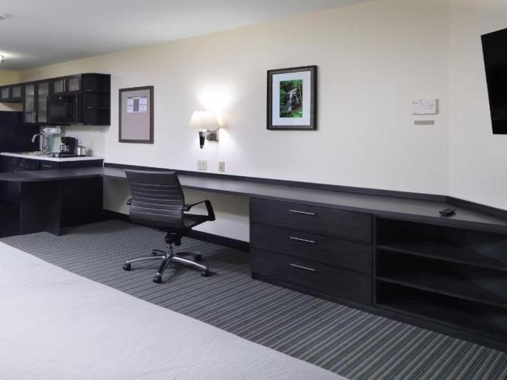 Candlewood Suites - Newark South - University Area By Ihg Ngoại thất bức ảnh