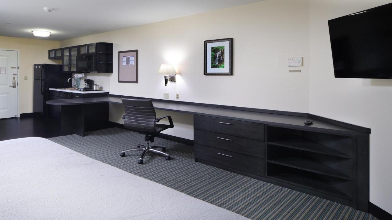 Candlewood Suites - Newark South - University Area By Ihg Ngoại thất bức ảnh